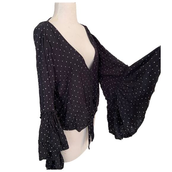Billabong Lust Wild Blouse Top Flared Sleeve Black Polka Dot Button Down Tie L - Picture 5 of 8